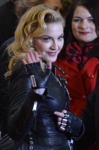 20131017-pictures-madonna-hard-candy-fitness-center-berlin-09
