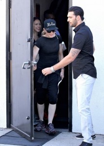 Madonna dün Los Angeles'ta görüntülendi. 30.06.2014-picture-09