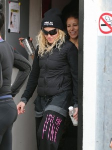 madonna-out-and-about-los-angeles-11