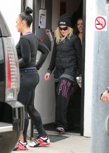 madonna-out-and-about-los-angeles-12