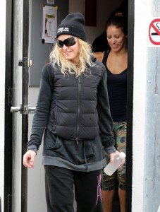 madonna-out-and-about-los-angeles-19